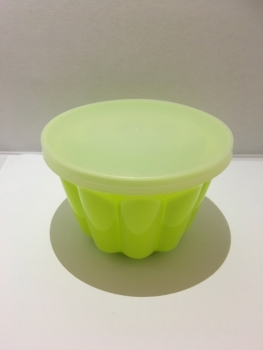 Preview: MODELLIERKNETE mit Gugelhupfform