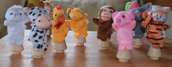 FINGERPUPPEN 12 Stück (ohne Kegelfiguren)